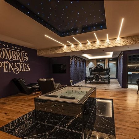 Sombres Pensees 메스 외부 사진